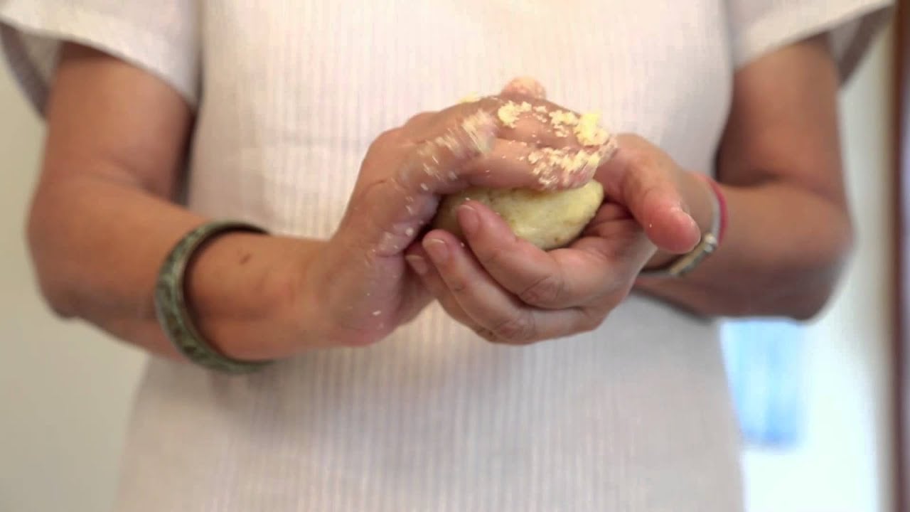 Semolina Cookies | Rava Biscuit Recipe | Biscuit Using Suji | Serve In Tea Time |Annuradha Toshniwal