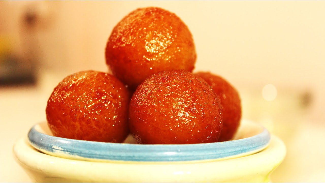 How to Make Gulab Jamun at home - Indian Dessert/Sweet Recipe