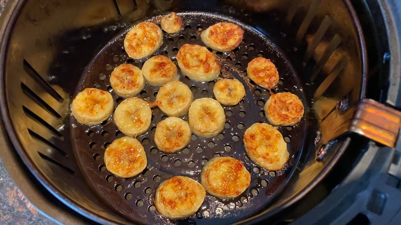 Air Fryer Banana - Put Banana Slices In The Air Fryer For A Healthy Dessert! 🍌😋