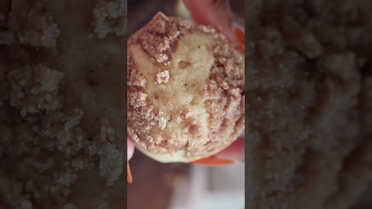 Cinnamon Churro Muffins. 🤤
